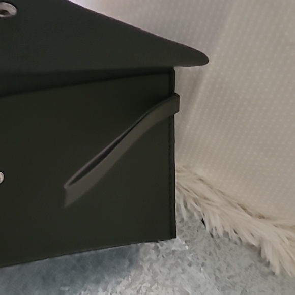 Makeup Brush & Case - Picture 7 of 7